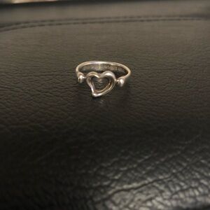 Tiffany and Co Peretti heart ring